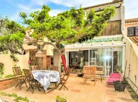 Lovely Home In Sainte-Marie-La-Mer