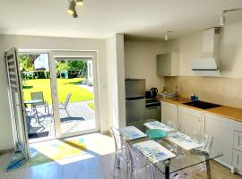 Dla Przyjaciół - Apartamenty nad morzem, hotelli kohteessa Mosty