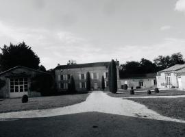 Au clos des hirondelles, hotel in Sompt