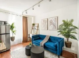 69-4D Trendy Lower East Side 1Br Brand New