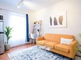 69-5D Winter Getaway Stylish Lower East Side 1BR Apt