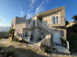 Kourites Apartments