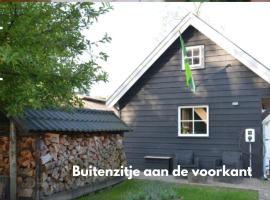 Unieke trekkershut, hotel in Zelhem