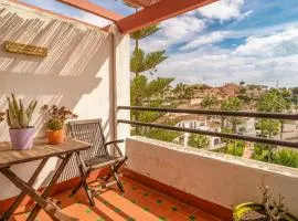 2 Bedroom Gorgeous Apartment In Málaga