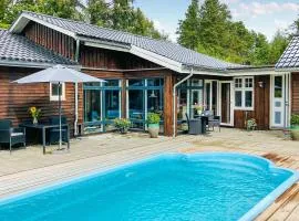 Lovely Home In Ebeltoft