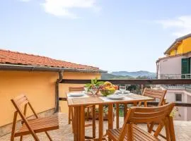 1 Bedroom Amazing Home In Onzo