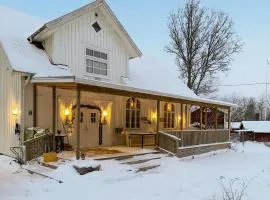 Awesome Home In Rörvik With Sauna