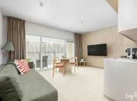 Apartment uk cin near Beach and Pool