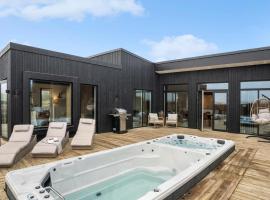 Awesome Home In Odder With Sauna，歐德爾的飯店