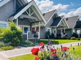 Beautiful Home In Sarbinowo With Wifi