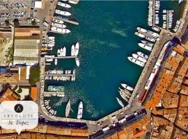 Steps from the Port! Chic 2-Bed in the Heart of Saint-Tropez