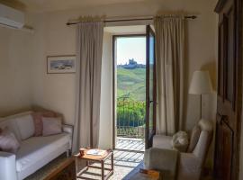 Casa Guglielmo with a castle view, hotel v destinaci Serralunga d'Alba