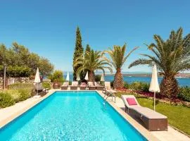 Beautiful Apartment In Malinska