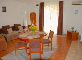 4 You Apartmans, ubytování s lázní onsen v destinaci Egerszalók
