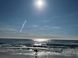 Blue Chill Carcavelos, ξενοδοχείο σε Carcavelos