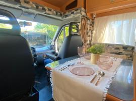 The Happy Glamper, hotel a Viana do Castelo