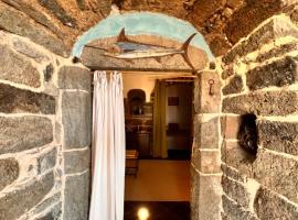 Il Dammuso Mille Emozioni Pantelleria、Kammaのビーチ・ホテル