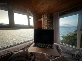 Nesti Relax Home: Pogradaş şehrinde bir otel