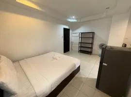 Patong Canal Villa 101