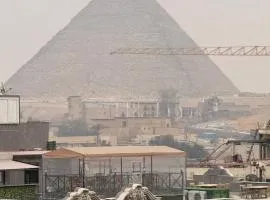 Grand Apartment Pyramids