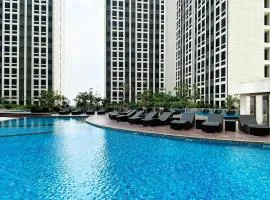APARTEMEN POLLUX CHADSTONE by SBroomOfficial