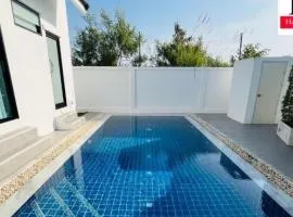 Admiral Bangsaray Pool Villa