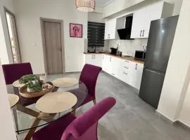 Feels Like Home 2 - Agrinio Suites