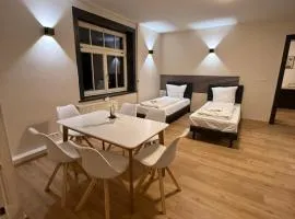 CROWN LIVING Villa Blumenau Studios, SmartTV, Parkplatz