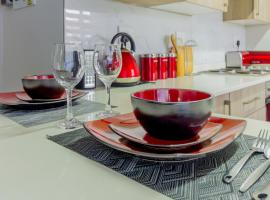 Buckingham Palace 2 Bed 2 Bath, hôtel à Midrand