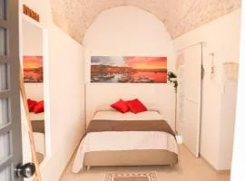 Room 20 - Piccola Camera in pietra bianca