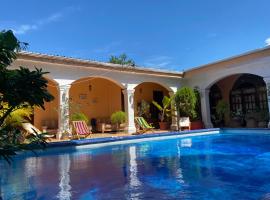 Madre Casa, hotel con pileta en Masaya