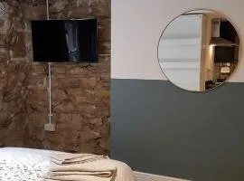 Cosy studio on traditional Durham street