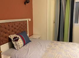 Cozy master room in Cairo, hotel v Káhiře