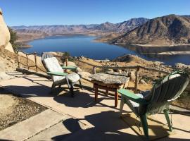 Epic View Hot tub National forest, σαλέ σε Wofford Heights