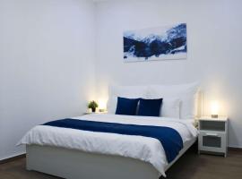 LYLY APARTMENT - Free Private Parking, hotel di Prague