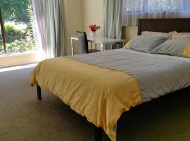 Cozy 安逸舒适小屋, domek nebo chatka v Christchurchu