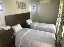 Times Square Motel SYARIAH ONE, hotel di Bojong