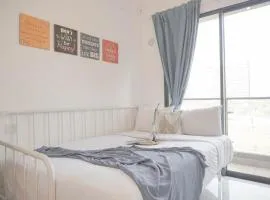 Comfy and Best Deal Studio Sky House BSD Apartment near AEON By Travelio