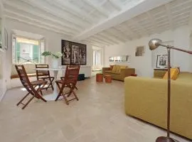 Colosseo nei Fori Imperiali by Luxury Getaways