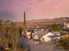 Asteroid by AvantStay Unique Ranch Retreat Just Outside Joshua Tree Permit: VHR22-094