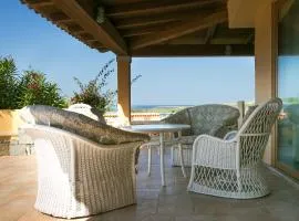 Casa Azul, Seaview terrace, private parking, pool