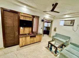 85 The Ganges 2 BHK Apartment for Homestay