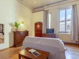 A green flat in Via della Vigna Nuova