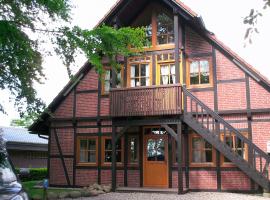 Ferienwohnung Raschke, hotel v destinaci Fehmarnsund