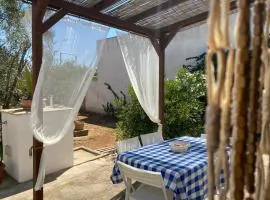 Trullo Salento a 2 passi dal mare by Apulia Home