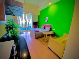Comfy Stay Luxury Apartment Gaur city Mall