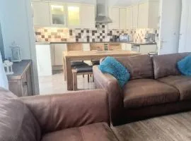 Kouros Villa and Apartment