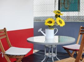 Litlle Zen House, hotel in Santana