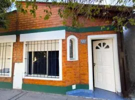 Cabaña de 1 habitacion en el centro de Choele ideal para 2 personas