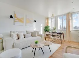 Pick A Flat's Apartments in Daumesnil - Avenue du General Bizot